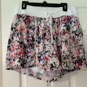 Women’s active short 18/20